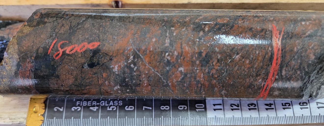 DDH DN26002 32.5m core photo